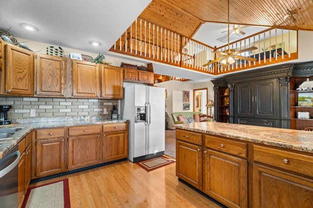 147 Liberty Lane, Kimberling City, MO 65686