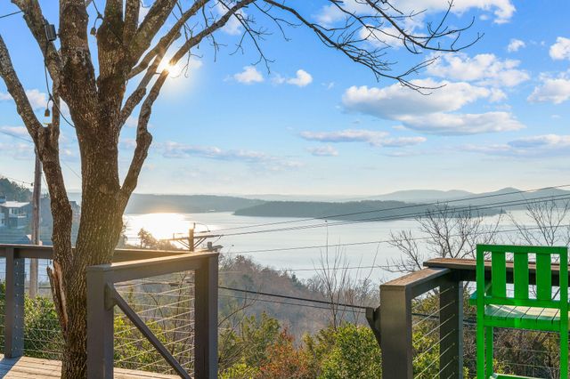 147 Liberty Lane, Kimberling City, MO 65686