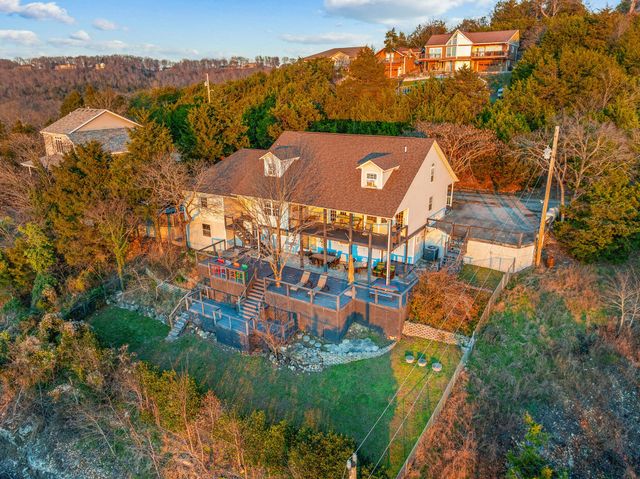 147 Liberty Lane, Kimberling City, MO 65686