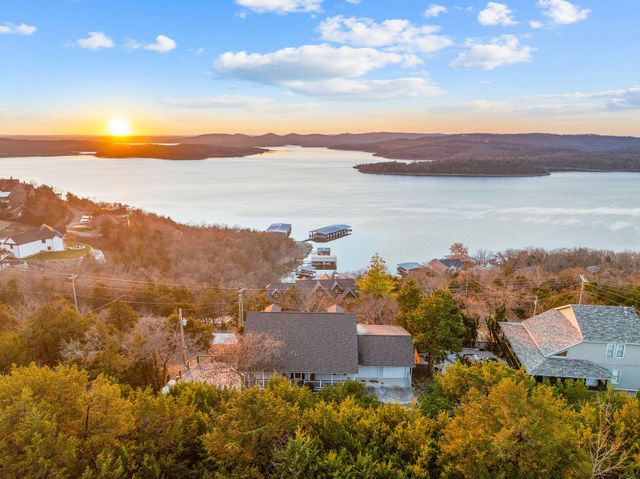 147 Liberty Lane, Kimberling City, MO 65686