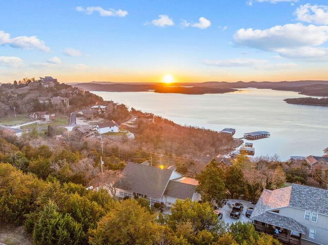 147 Liberty Lane, Kimberling City, MO 65686