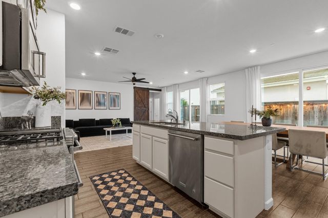 1879 Salerno Pl, Lincoln, CA 95648