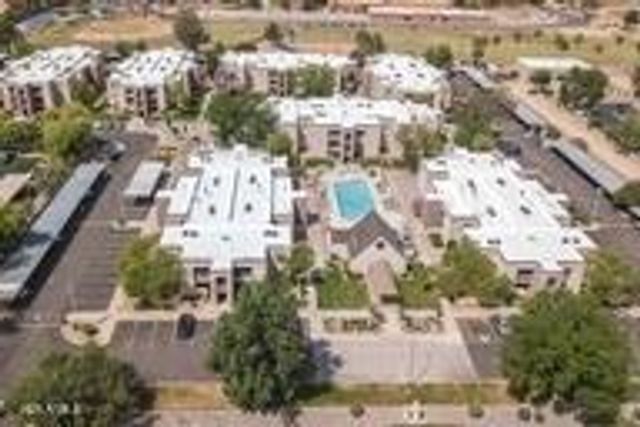 1340 N RECKER Road 210, Mesa, AZ 85205