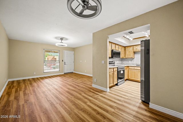 1340 N RECKER Road 210, Mesa, AZ 85205