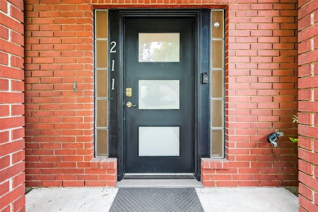 211 Aberdeen Street, Stafford, TX 77477