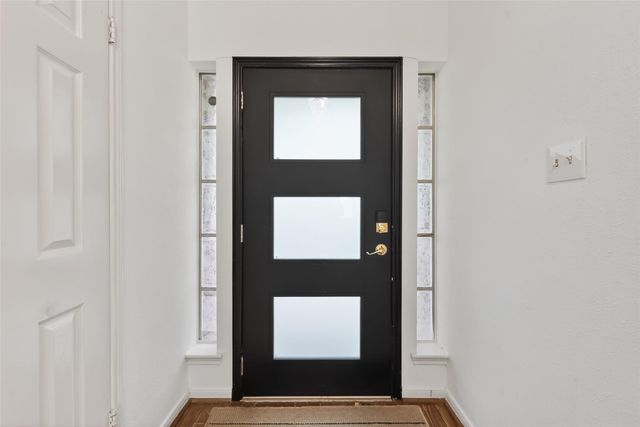 211 Aberdeen Street, Stafford, TX 77477