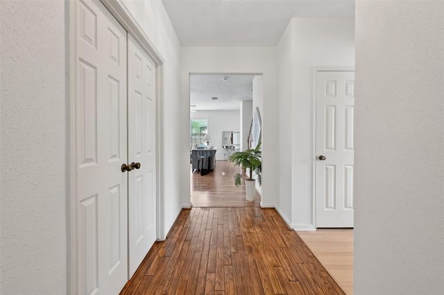 211 Aberdeen Street, Stafford, TX 77477