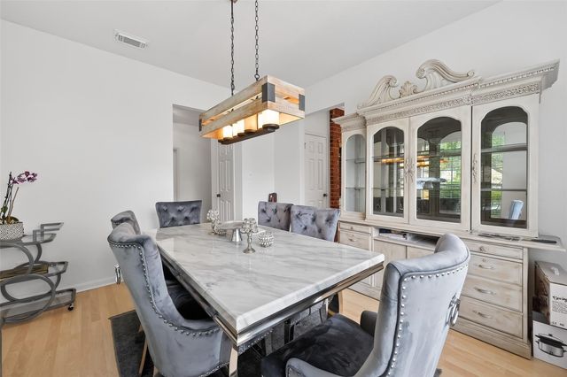 211 Aberdeen Street, Stafford, TX 77477