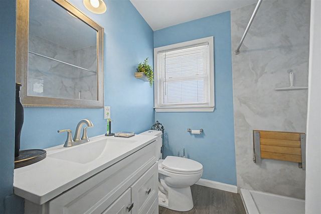 26154 Pennie Street, Dearborn Heights, MI 48125