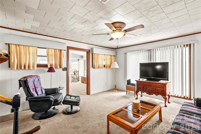155 Parkertown Road, Mooresville, NC 28115