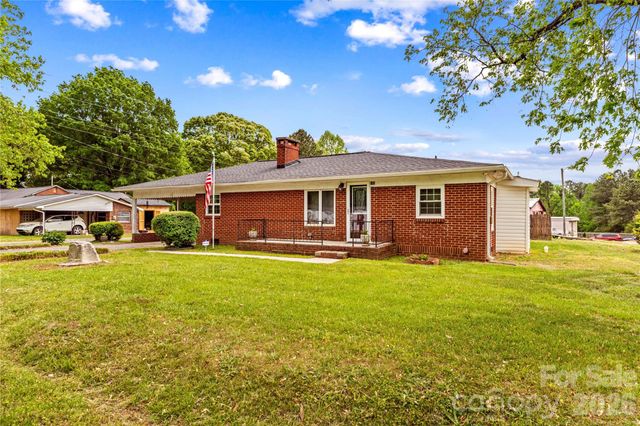 155 Parkertown Road, Mooresville, NC 28115