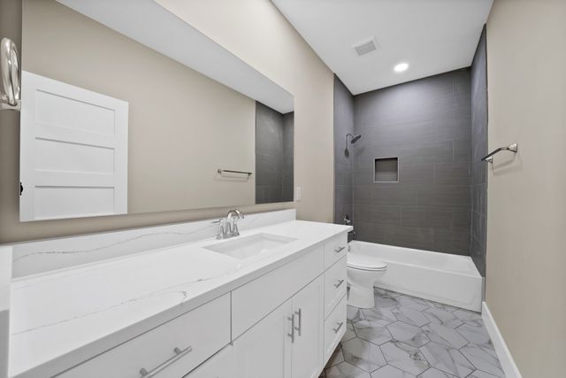 4608 Red Bud Court, The Colony, TX 75056