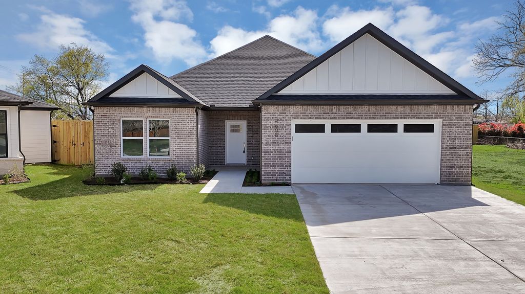 4608 Red Bud Court, The Colony, TX 75056