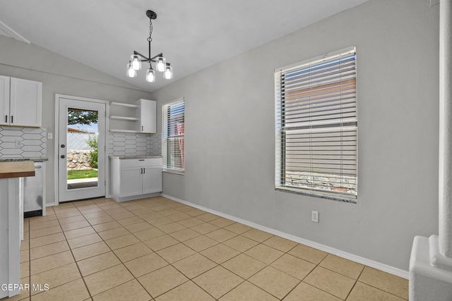 10039 PALOMA Drive, El Paso, TX 79924