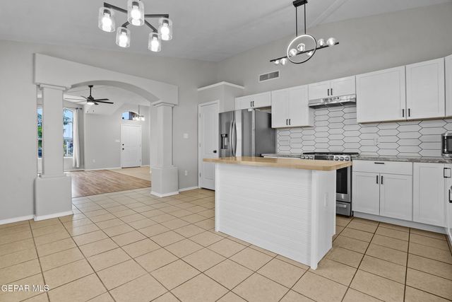 10039 PALOMA Drive, El Paso, TX 79924