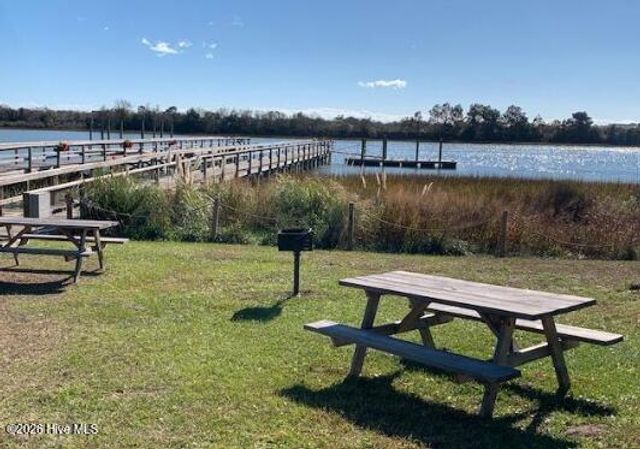 1712 Salt Marsh Circle SW, Ocean Isle Beach, NC 28469