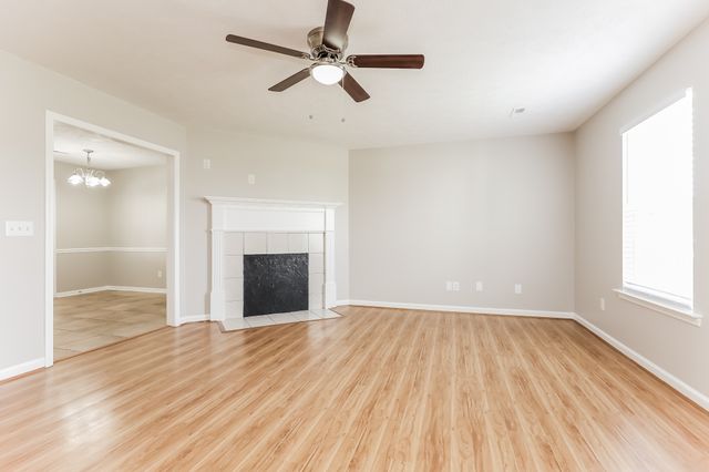2502 Moore Way, La Vergne, TN 37086