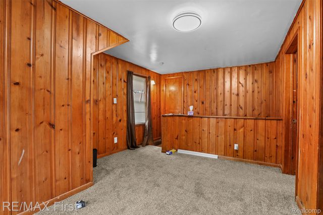7381 Minock Street, Detroit, MI 48228