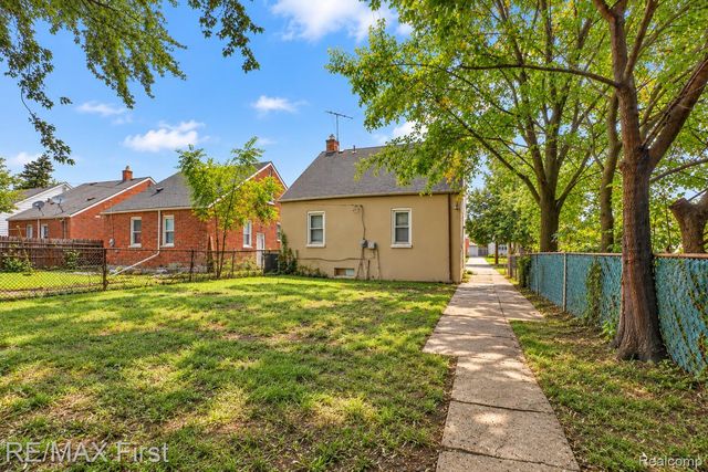 7381 Minock Street, Detroit, MI 48228