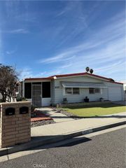 1025 S Lyon, Hemet, CA 92543