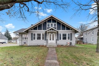105 W Rippey Avenue, Baxter, IA 50028