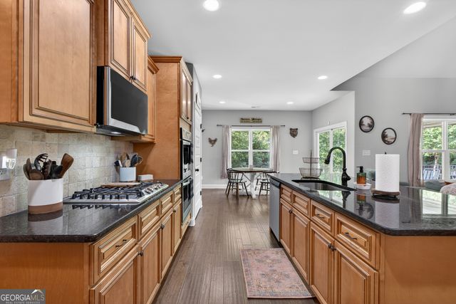 195 Southridge, Senoia, GA 30276