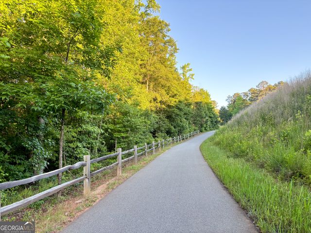 195 Southridge, Senoia, GA 30276