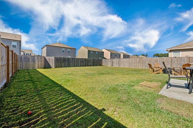 307 Bear Paw Lane, Summerville, SC 29486