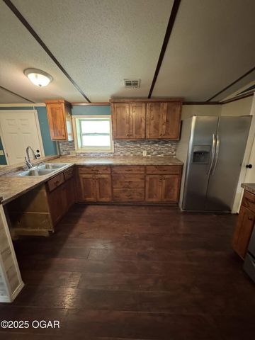 4994 E 20th Street, Joplin, MO 64801