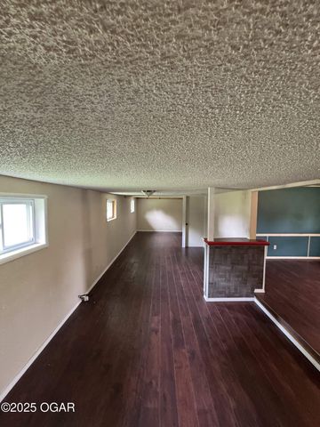 4994 E 20th Street, Joplin, MO 64801