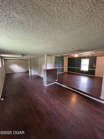 4994 E 20th Street, Joplin, MO 64801