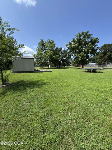 4994 E 20th Street, Joplin, MO 64801