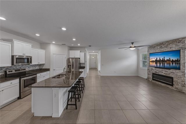 12322 EASTPOINTE DRIVE, Dade City, FL 33525