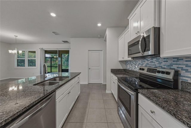 12322 EASTPOINTE DRIVE, Dade City, FL 33525
