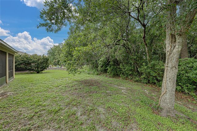 12322 EASTPOINTE DRIVE, Dade City, FL 33525
