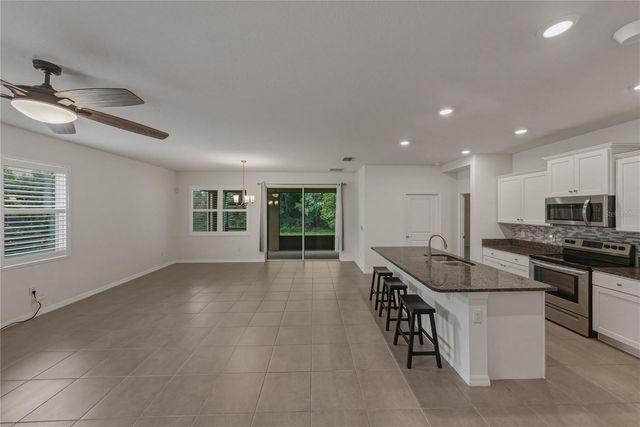 12322 EASTPOINTE DRIVE, Dade City, FL 33525