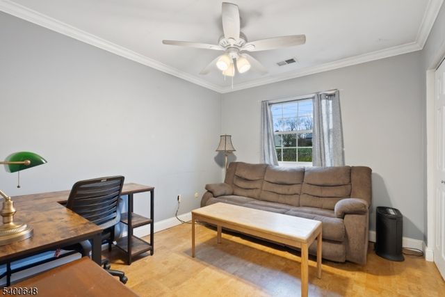 11 Carol Ct, Glen Gardner Boro, NJ 08826