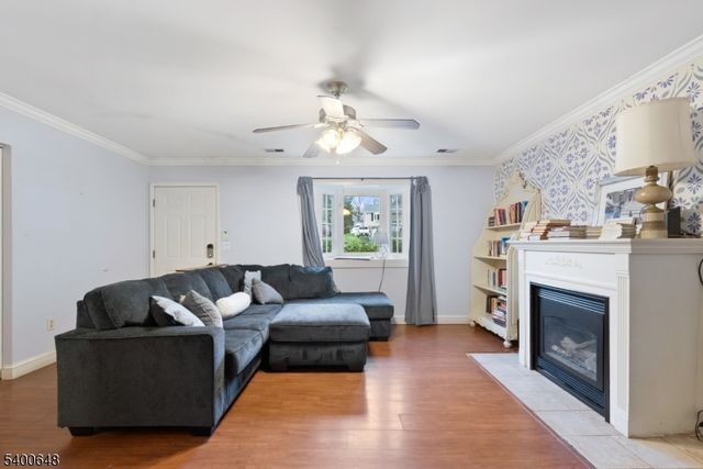 11 Carol Ct, Glen Gardner Boro, NJ 08826