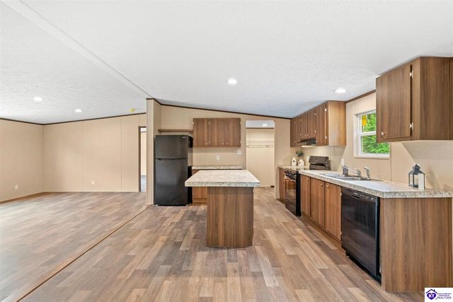 120 E Spring Street, Radcliff, KY 40160