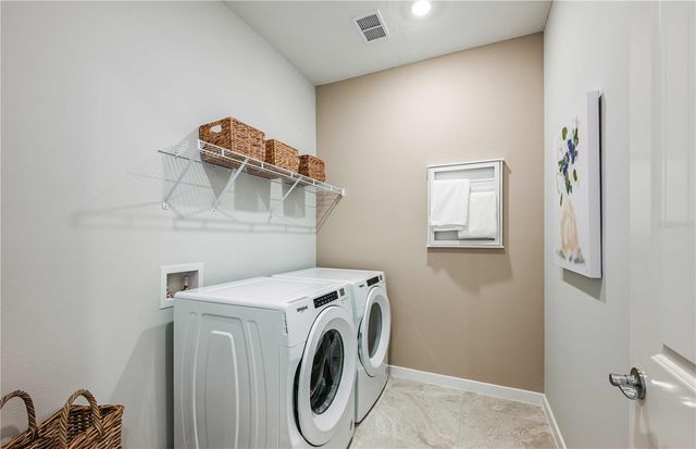 1482 JULINGTON COURT, Zephyrhills, FL 33540