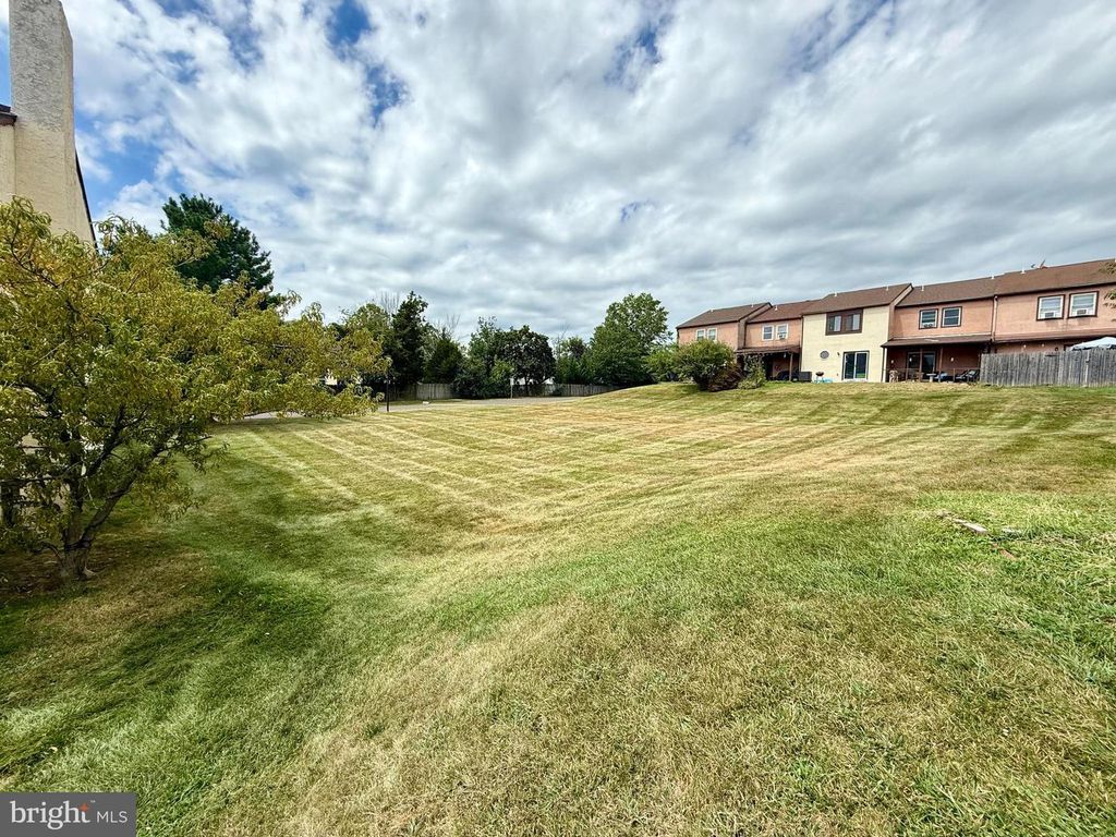 1905 WALNUT RIDGE, Pottstown, PA 19464