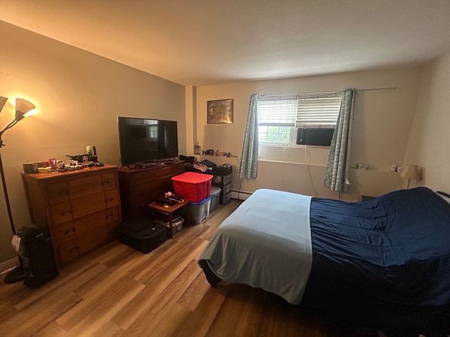35 Arlington 1, Woburn, MA 01801