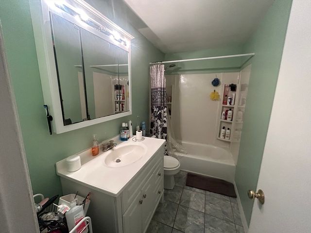 35 Arlington 1, Woburn, MA 01801