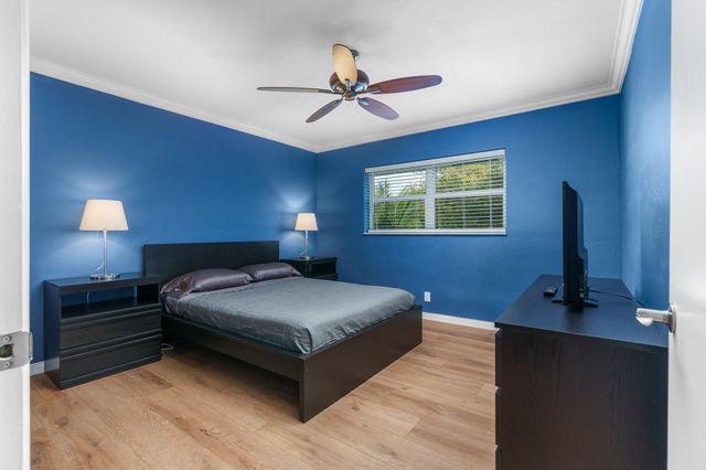 2015 NE 32nd Court 25, Pompano Beach, FL 33064