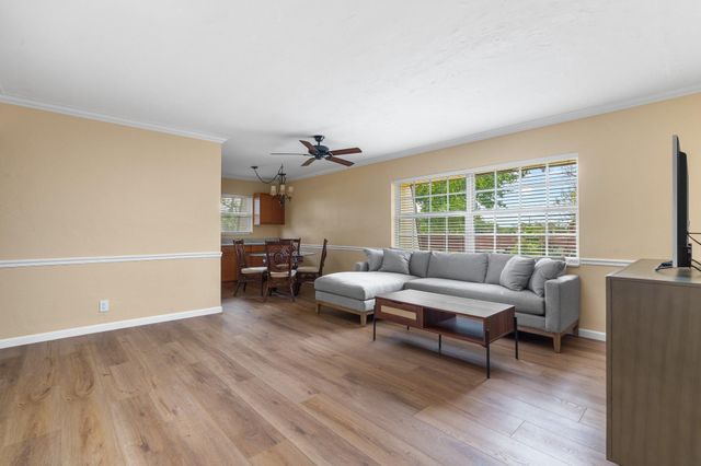 2015 NE 32nd Court 25, Pompano Beach, FL 33064