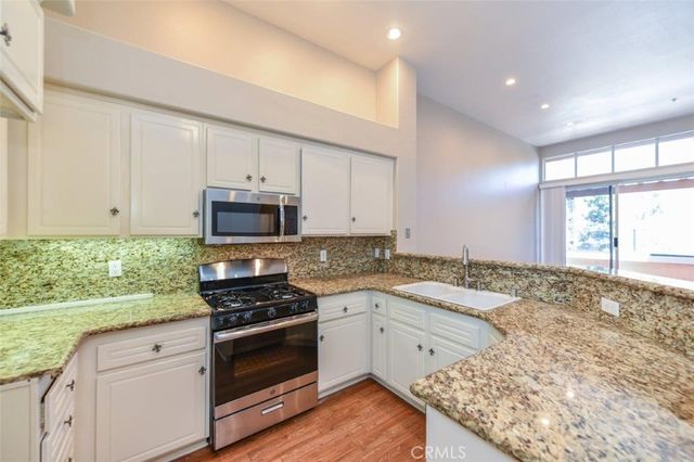 708 Solvay Aisle, Irvine, CA 92606
