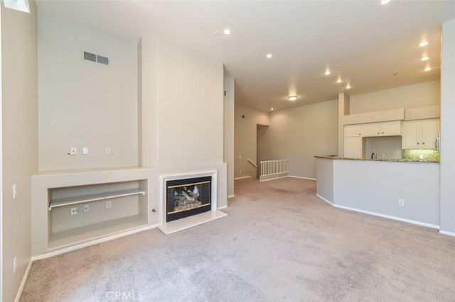 708 Solvay Aisle, Irvine, CA 92606