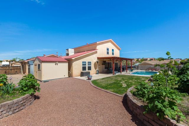 5056 Woodhaven Drive NE, Rio Rancho, NM 87144
