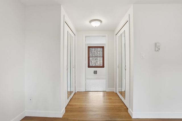 6 Old Village Rd, Acton, MA 01720