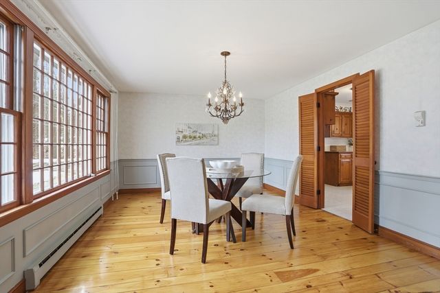 6 Old Village Rd, Acton, MA 01720